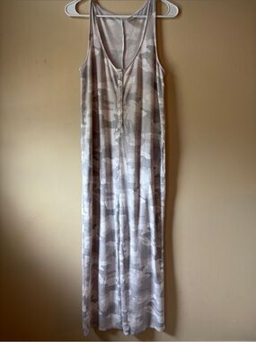 Secret Treasures Sleeveless Grayscale Camo Jumpsuit w/ Functional Buttons